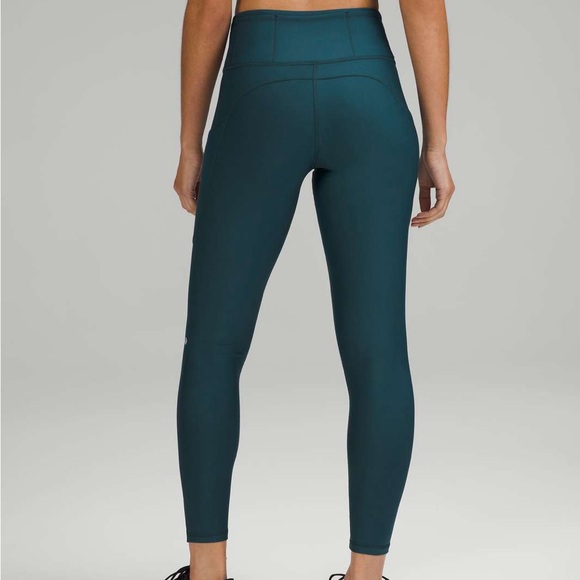 NWT Lululemon Fast and free hr tight fleece 28”